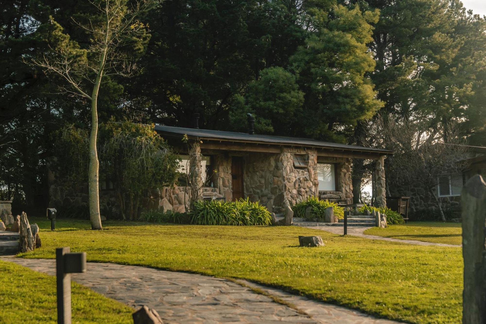 Hostería&Spa De La Cascada Hotel Tandil Exterior foto